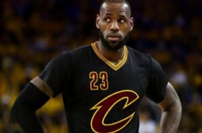 LeBron James Maillot de basket nba pas cher